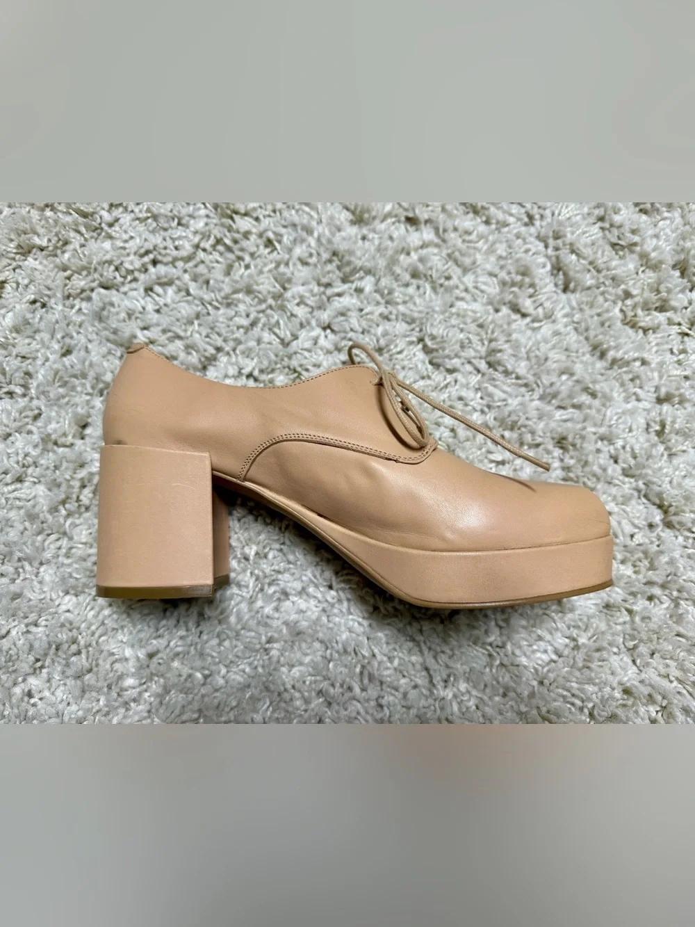 Intentionally Blank Albany Platform Pump, Women’s Size 9